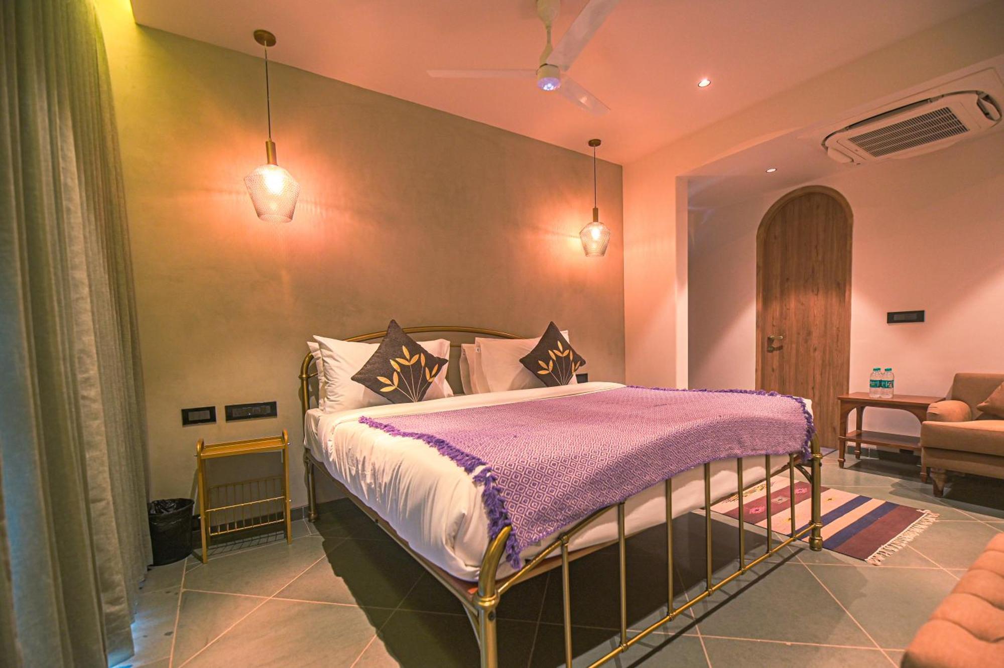 Vana - A Lindsay Manor Vagator Luaran gambar