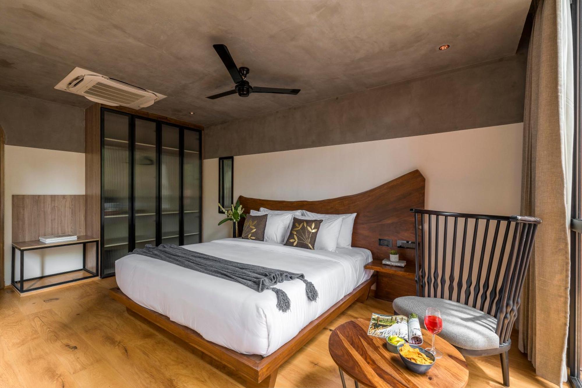 Vana - A Lindsay Manor Vagator Luaran gambar
