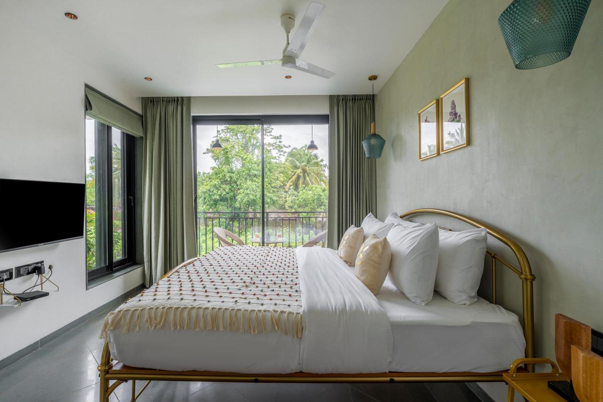 Vana - A Lindsay Manor Vagator Luaran gambar