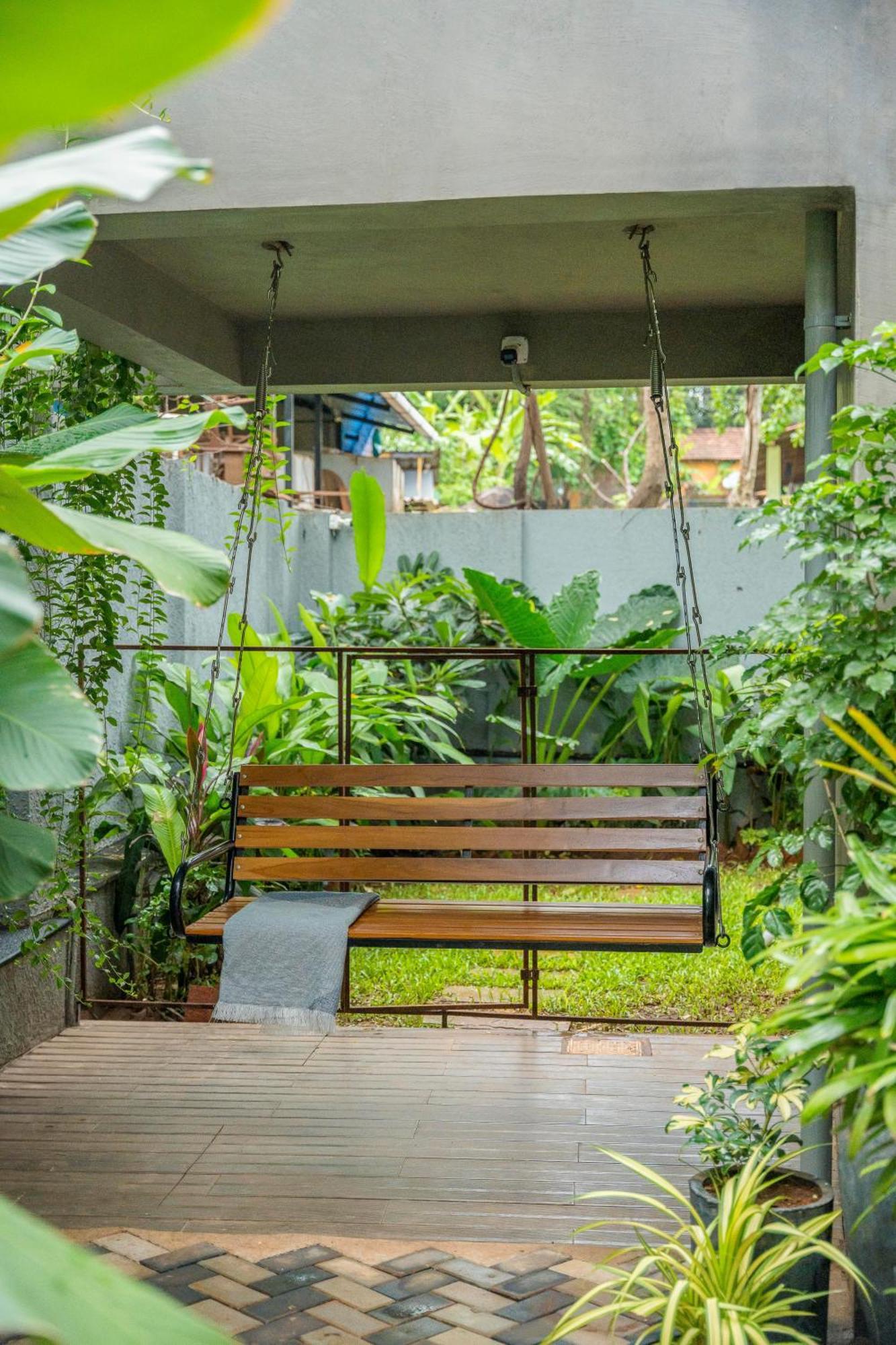 Vana - A Lindsay Manor Vagator Luaran gambar